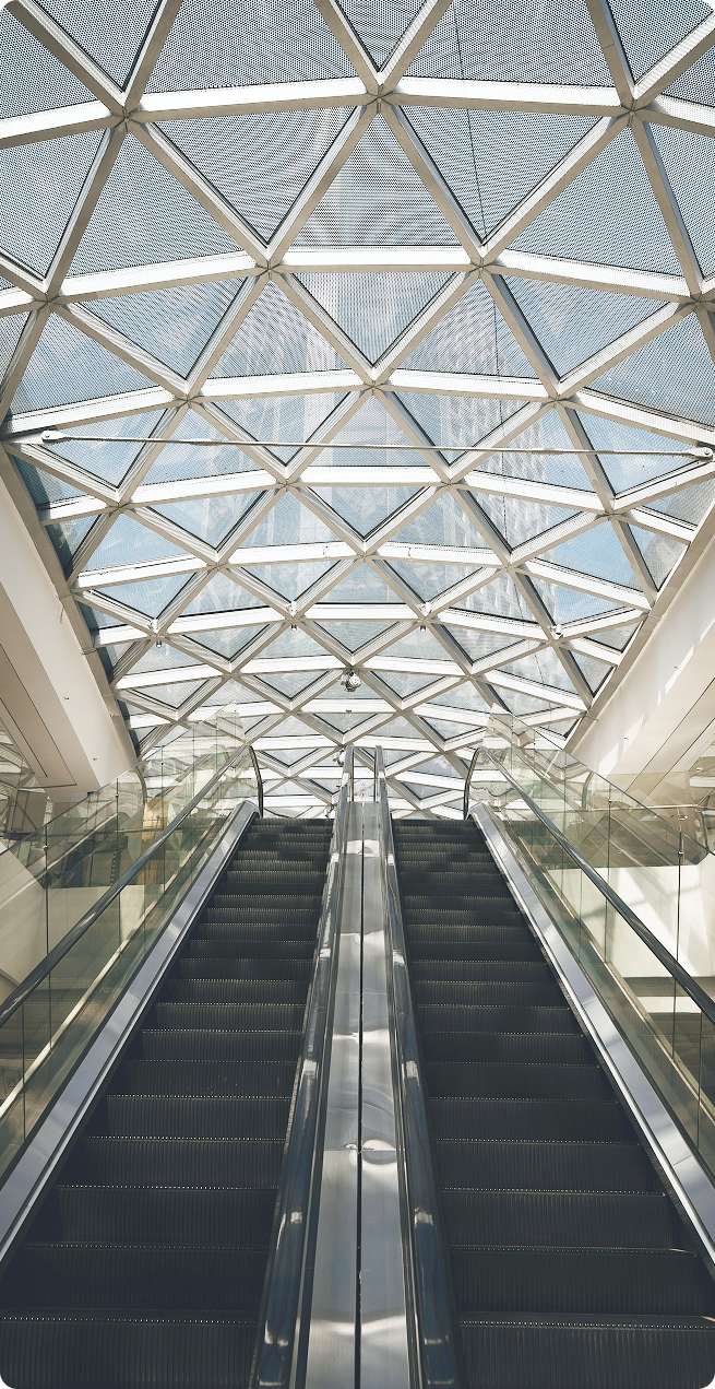 declan-sun-XNUkWLNArig-unsplash 1